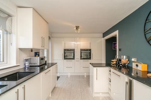 undefined, Mortonhall Park Loan, Edinburgh EH17