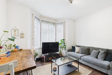 1 bedroom apartment for sale, High Street, Enfield, EN3