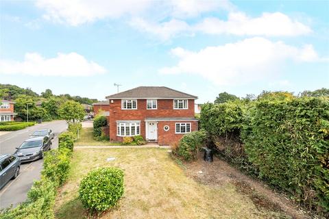 Cooper Road, Surrey GU20