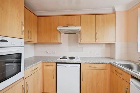 2 bedroom apartment for sale, Silver Birch Court, Cheshunt EN8