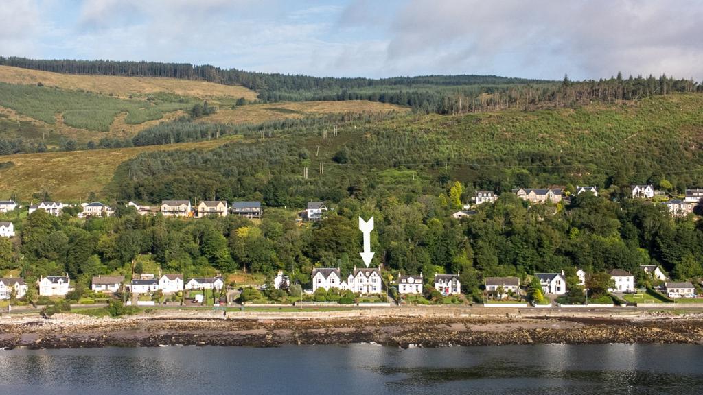 Middle Floor Flat, 72 Shore Road... 3 bed apartment for sale - £219,000