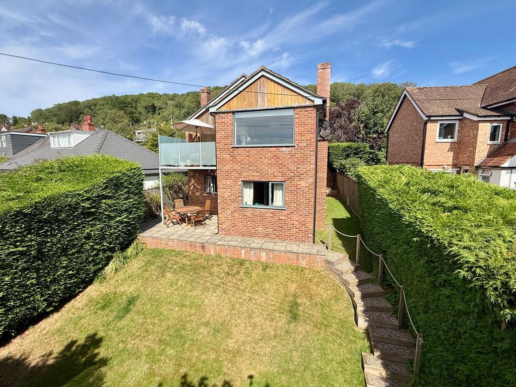 House exterior, garden