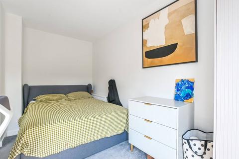 1 bedroom flat for sale, Louis Close, Holloway, London, N7