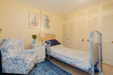 1 bedroom flat for sale, Oxford Gardens, London W10