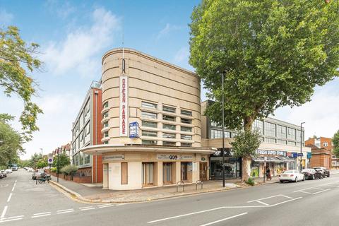 2 bedroom flat for sale, London Road, Isleworth TW7