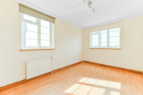 2 bedroom flat for sale, Elmers End Road, Anerley, London, SE20