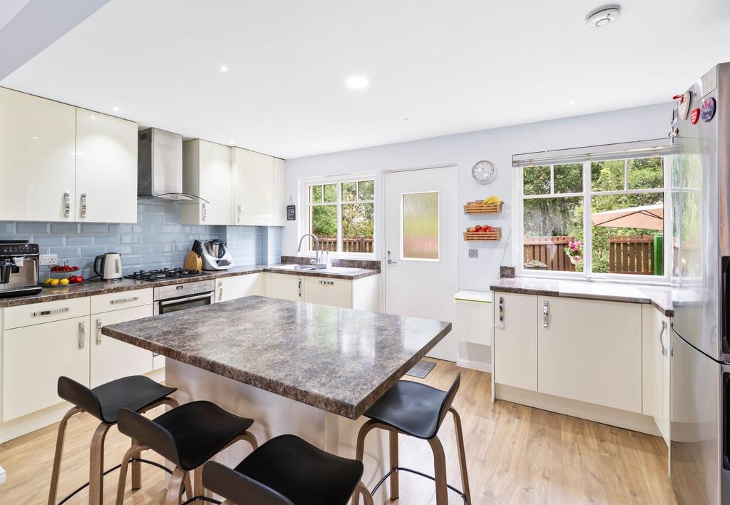 Fitted Kitchen/Dining Room