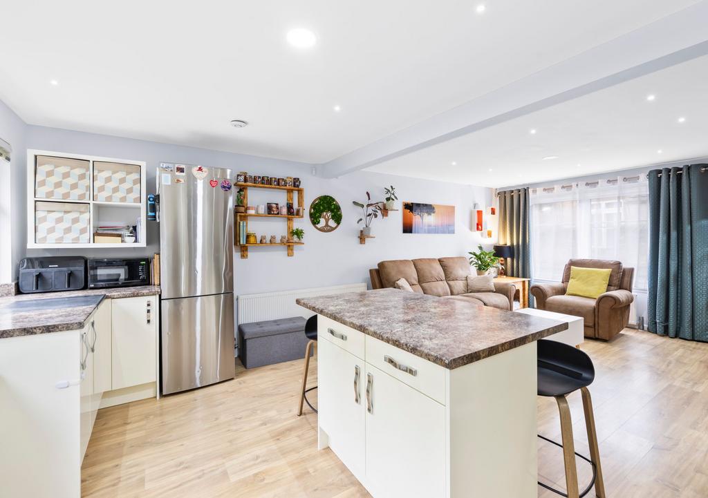 Fitted Kitchen/Dining Room