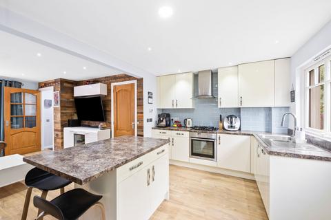 6 Auldcathie Place, Winchburgh, EH52 6TL