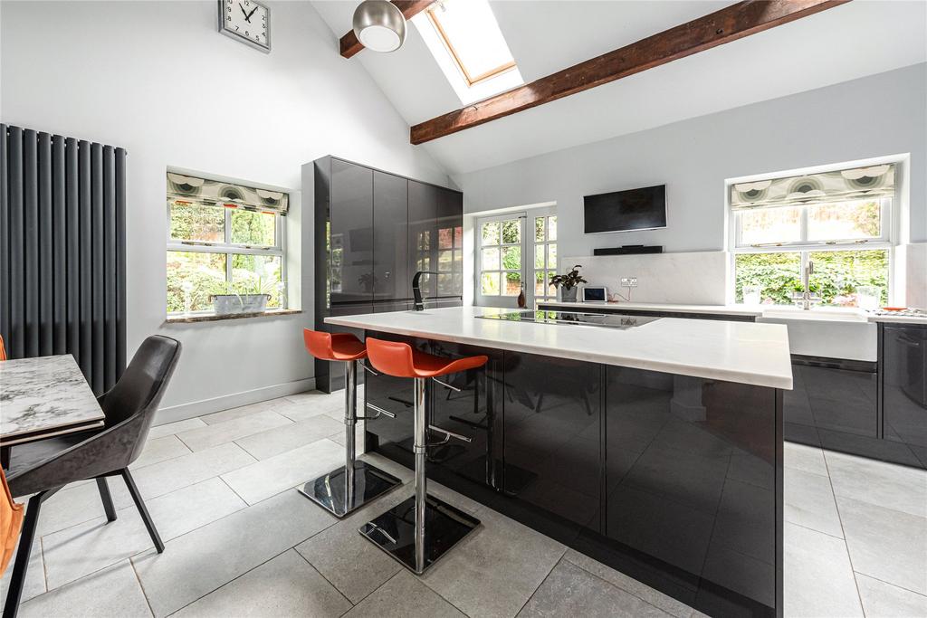 Kitchen/Breakfast