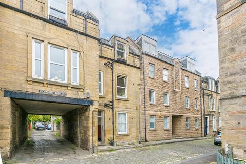 Richmond Terrace, Edinburgh, EH11