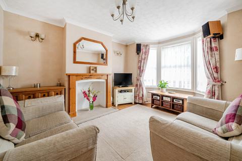 3 bedroom semi-detached house for sale, Clifton Road, Bedfordshire LU6
