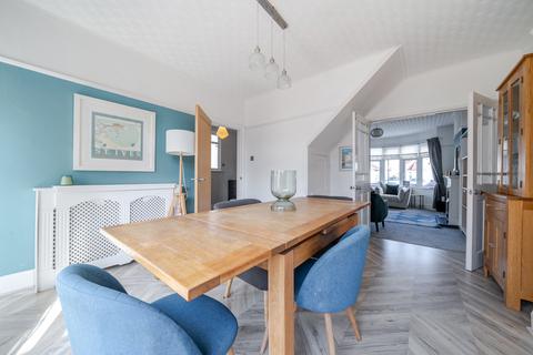 undefined, Falconwood Avenue, Welling