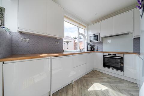 undefined, Falconwood Avenue, Welling