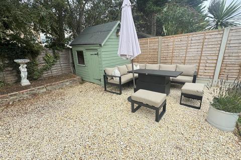 3 bedroom semi-detached house for sale, Leslie Gardens, Rayleigh