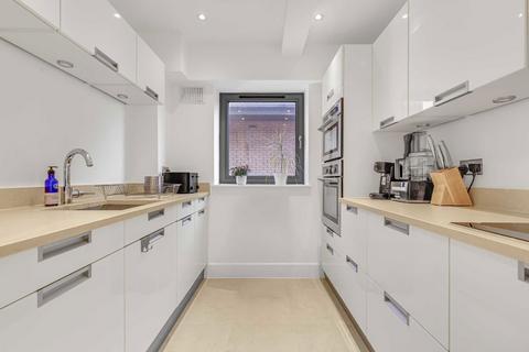 2 bedroom flat for sale, Wimbledon Hill Road, London SW19