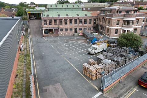 Warehouse to rent, 31 Second Av Chatham ME4 5AU