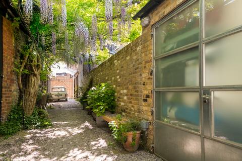 undefined, Fellbrigg Road, London, SE22