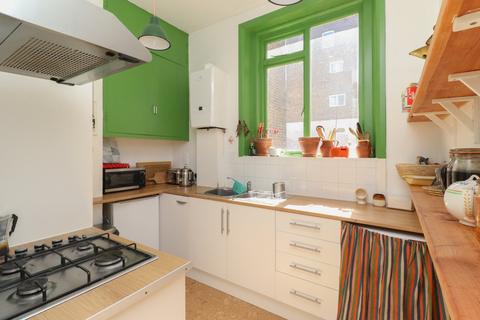 1 bedroom flat for sale, Ethelbert Crescent, Cliftonville, Margate, Kent, CT9