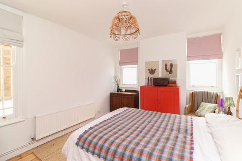 1 bedroom flat for sale, Ethelbert Crescent, Cliftonville, Margate, Kent, CT9