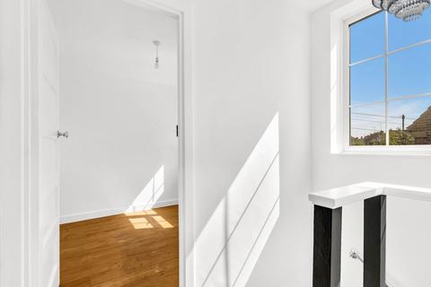 3 bedroom semi-detached house for sale, Holwell Road, Welwyn Garden City AL7