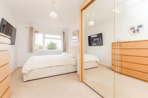 12 Battlesmere Road, Cliffe Woods, Rochester, ME3 8TR