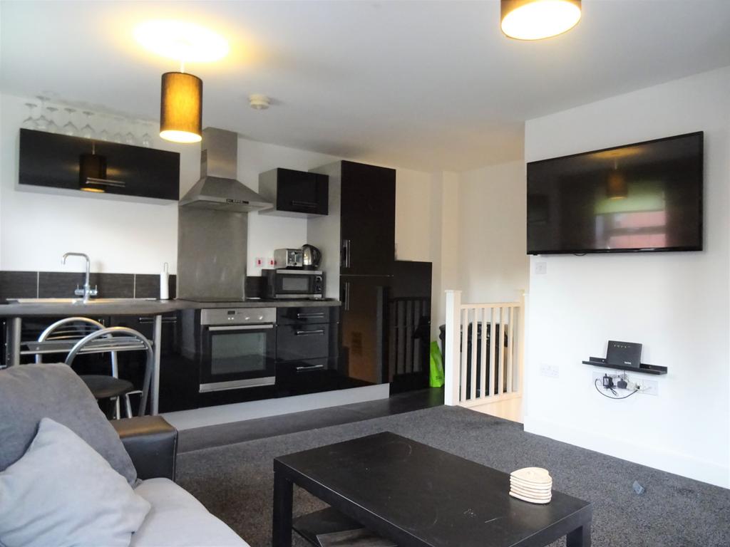 Living Room/ Kitchen