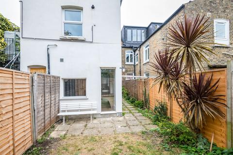 2 Inverton Road, London, SE15 3DD