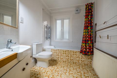 2 Inverton Road, London, SE15 3DD