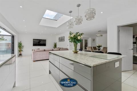 4 bedroom detached house for sale, Hockley Lane, Coventry CV5