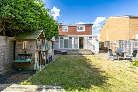 4 bedroom semi-detached house for sale, Brookdean Road, Worthing, West Sussex, BN11