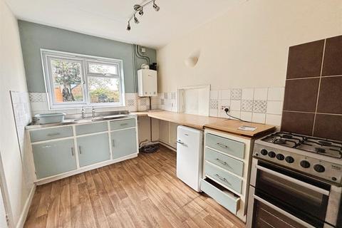 3 bedroom semi-detached house for sale, South Green Drive, Stratford-upon-Avon