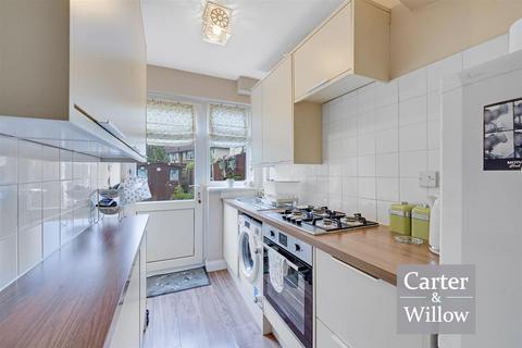 2 bedroom terraced house for sale, Langley Crescent, Dagenham, Essex
