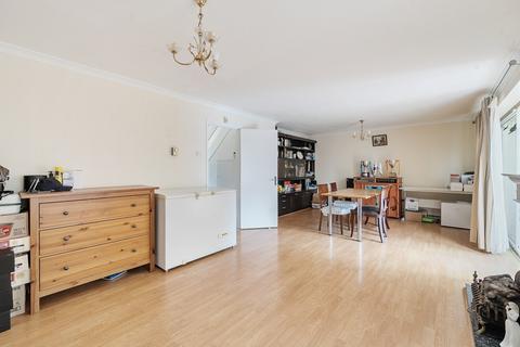 undefined, Kingswood Close, New Malden, Surrey, KT3