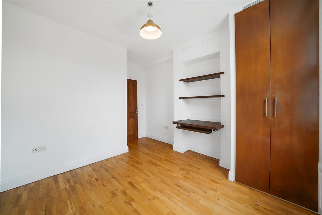 48 Pitcairn Road - 4 Trb YJd7f IABGNpgc Sm V.jpg
