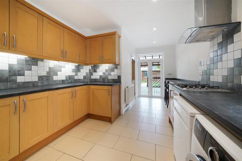 48 Pitcairn Road, Mitcham, CR4 3LL