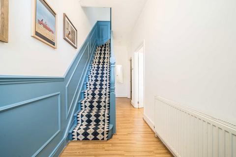 18 Boscombe Road, London, SW17 9JL