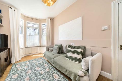 18 Boscombe Road, London, SW17 9JL