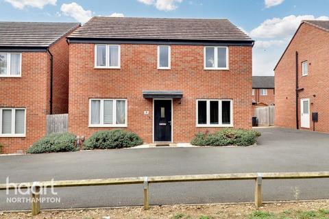4 bedroom detached house for sale, Pemberley Walk, Northampton