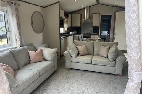 2 bedroom park home for sale, MIll Lane, Hawksworth Leeds
