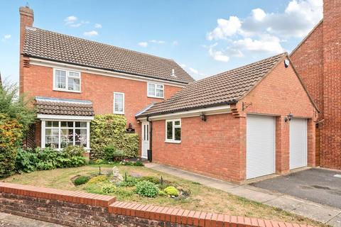 4 bedroom detached house for sale, Aylesbury,  Buckinghamshire,  HP21