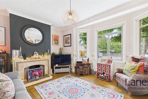 32 Drapers Road, Enfield, EN2 8LU