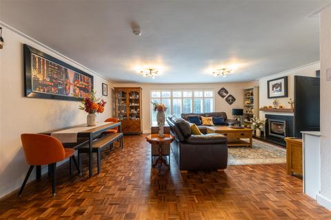 3 bedroom detached bungalow for sale, Nixon Road, Cuddington