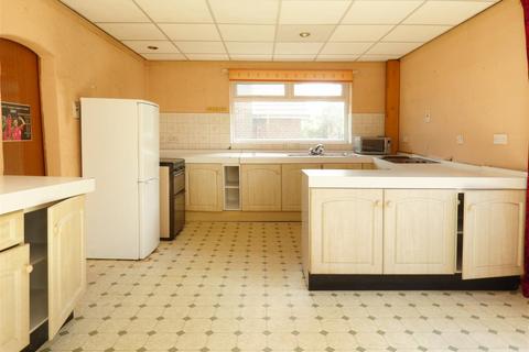 undefined, Blacklow Brow, Huyton, Liverpool