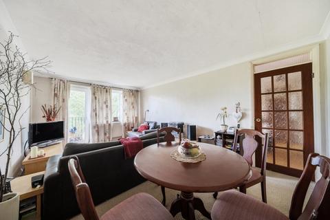 undefined, Imperial Gardens, Mitcham CR4