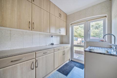 undefined, Edgehill Road, Mitcham CR4