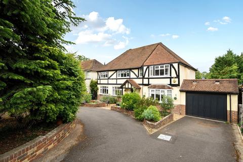 The Dell Hawks Hill Close, Fetcham, Leatherhead, KT22 9DL