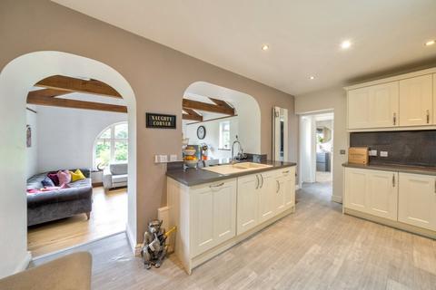 The Dell Hawks Hill Close, Fetcham, Leatherhead, KT22 9DL