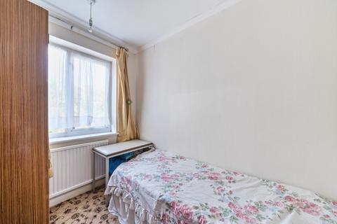 undefined, Beecholme Avenue, Mitcham CR4