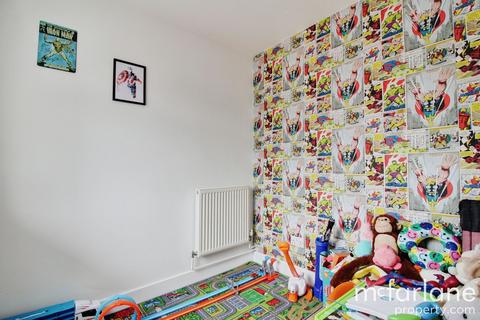 3 bedroom semi-detached house for sale, Juniper Close, Swindon SN3
